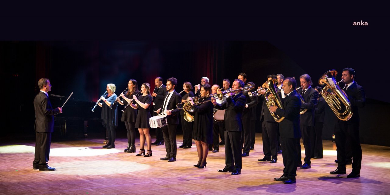İBB BANDOSU AÇIK HAVA KONSERLERİNE YENİDEN BAŞLADI