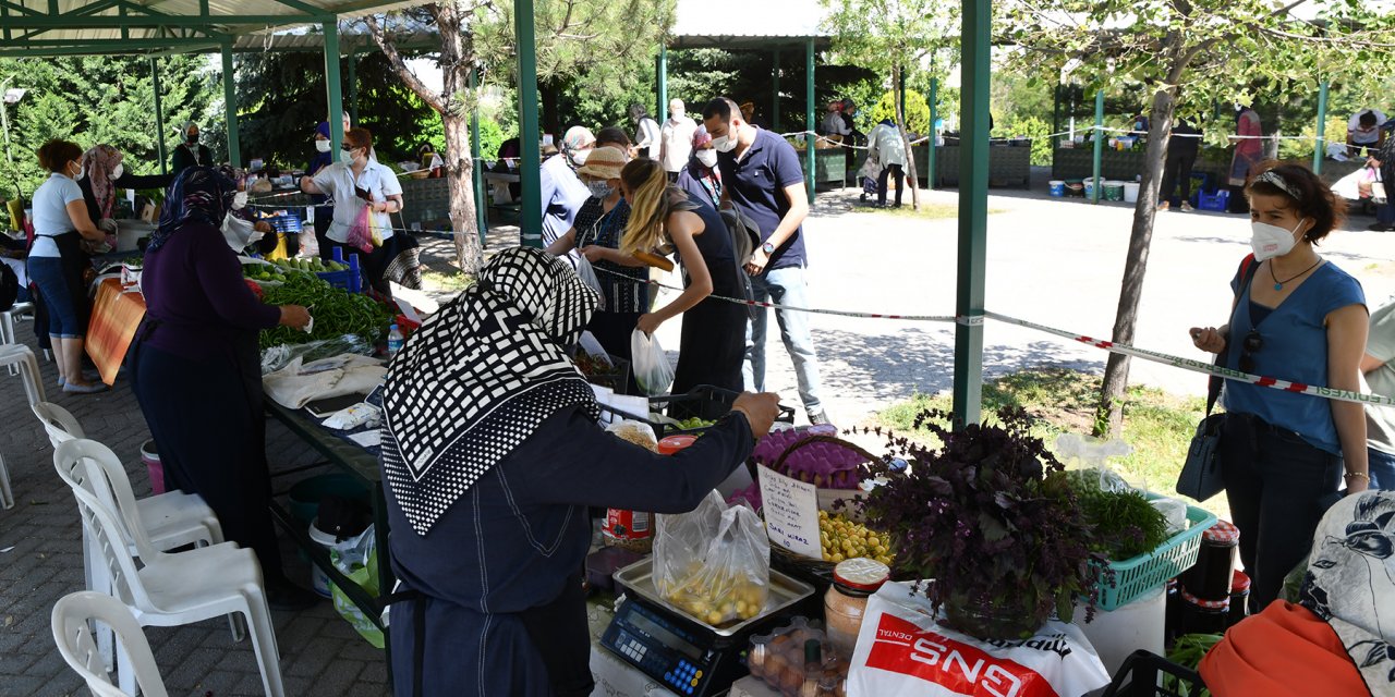 TEPEBAŞI BELEDİYESİ'NİN DOĞAL ÜRÜNLERE ÜCRETSİZ SERVİS HİZMETİ SÜRÜYOR