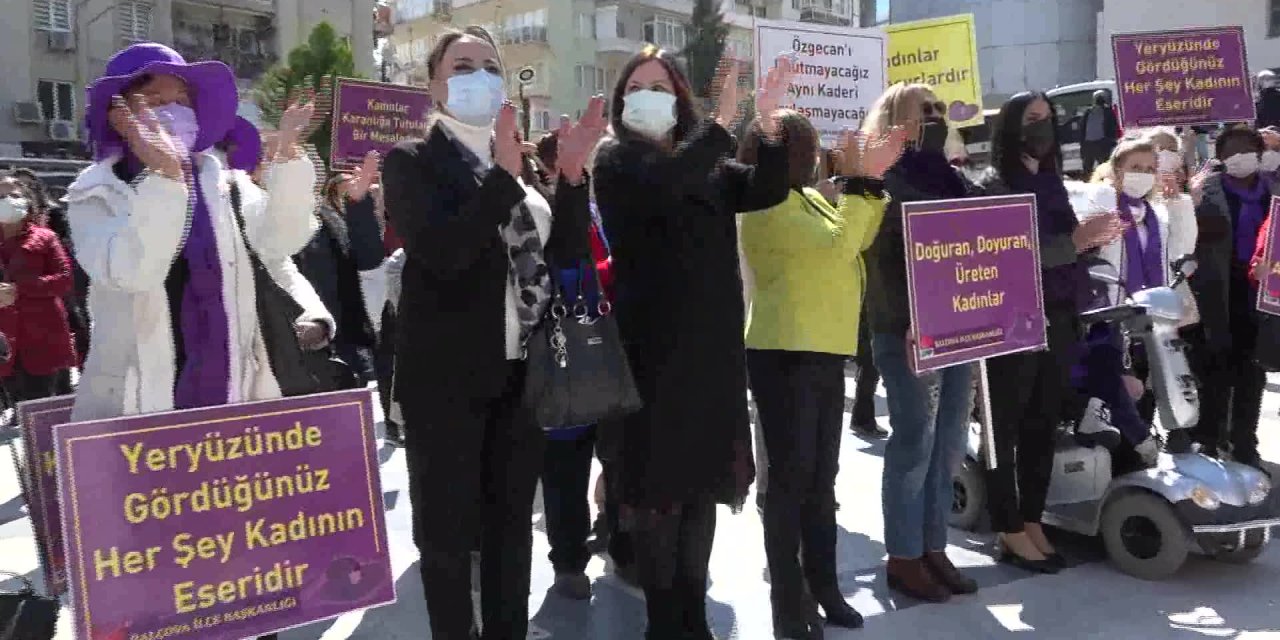 BALÇOVALI KADINLARDAN İSTANBUL SÖZLEŞMESİ PROTESTOSU