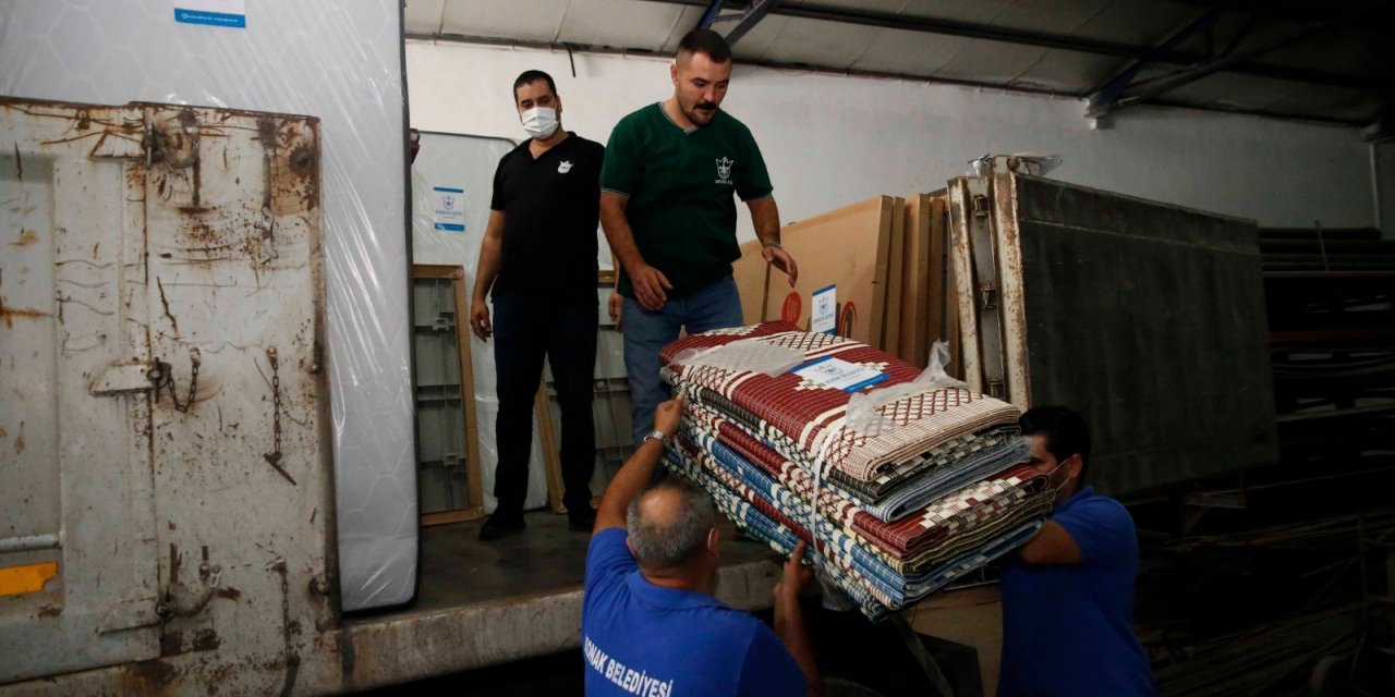 KONAK'TAN YANGIN BÖLGESİNE DESTEK