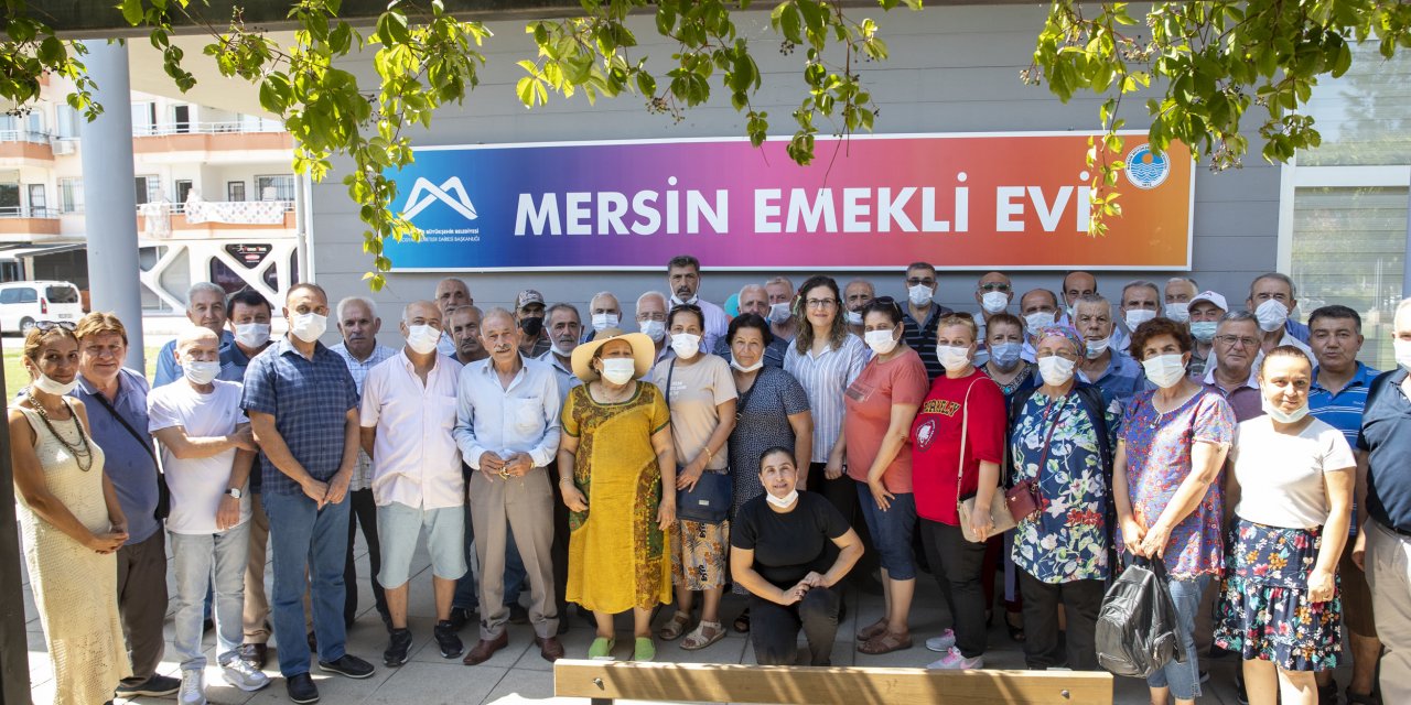 MERSİN MERKEZ VE TARSUS EMEKLİ EVİÜYELERİ BİR ARAYA GELDİ