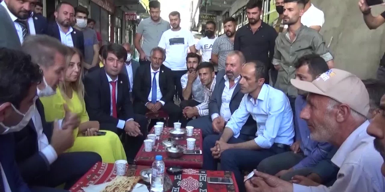SARIGÜL: "AFGANİSTAN'DAKİ MEHMETÇİKLERİMİZİ GÜVENCE ALTINA ALMAMIZ LAZIM"