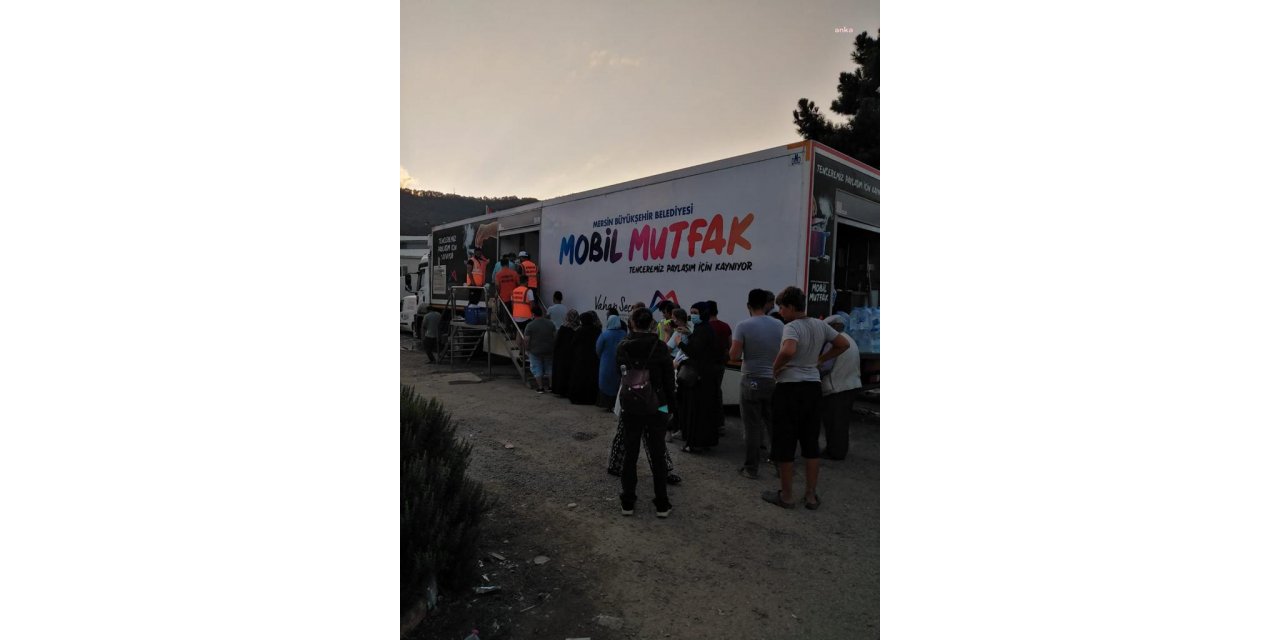 MERSİN BÜYÜKŞEHİR’İN MOBİL MUTFAK TIR'INDA TENCERELER SELZEDELER İÇİN KAYNIYOR