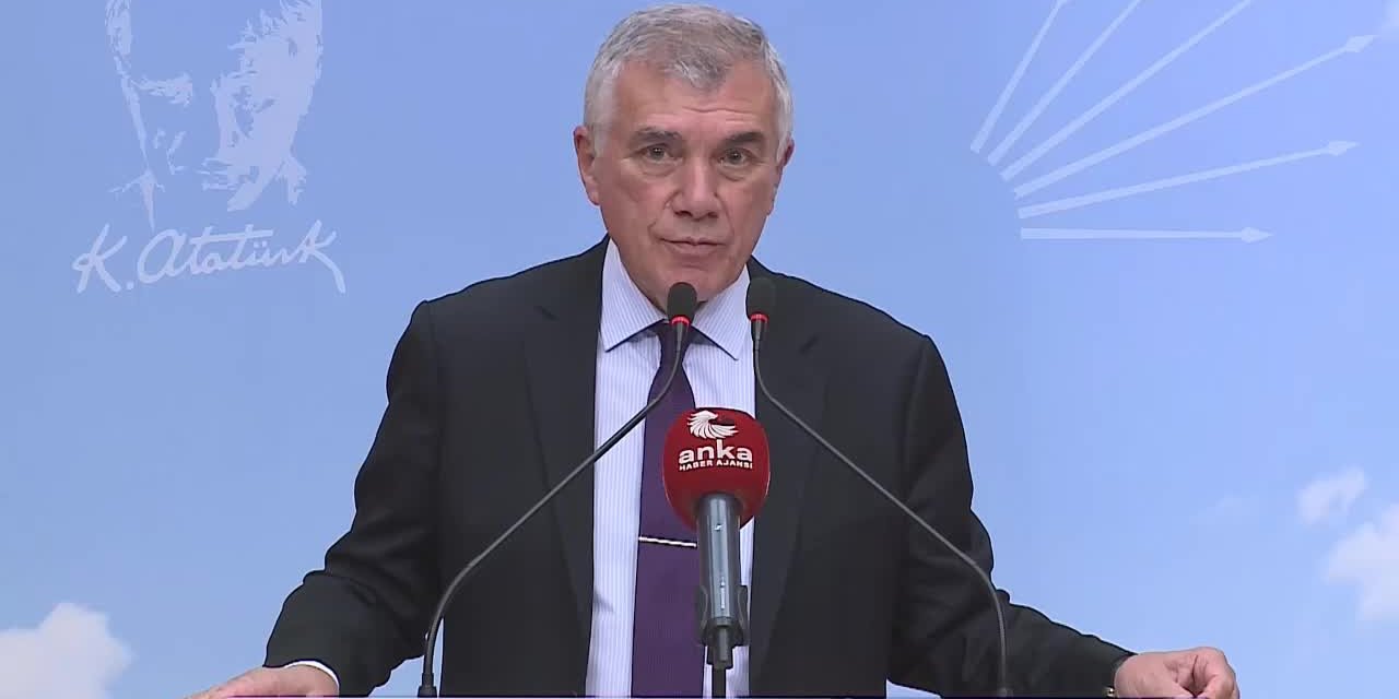 ÇEVİKÖZ’DEN AFGANİSTAN AÇIKLAMASI: “DURUMU DİKKATLE İZLEMEYEN TEK TARAF İKTİDAR. KABİNEYİ BİLE TOPLAMAYA GEREK GÖRMEDİ”