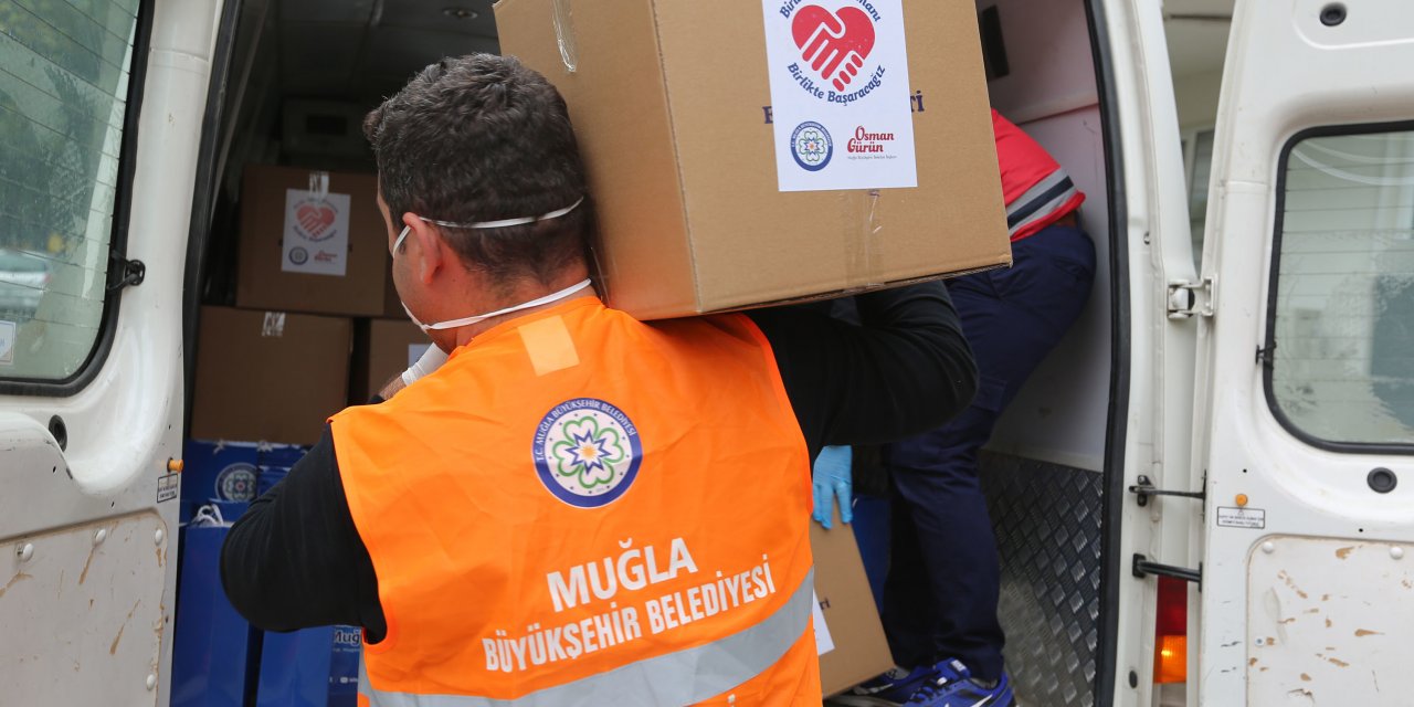 MUĞLA BÜYÜKŞEHİR’DEN YANGIN MAĞDURLARINA DESTEK