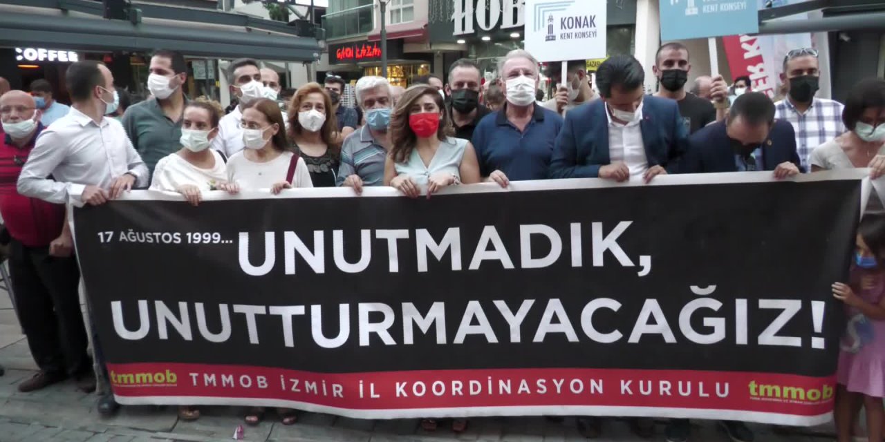 MARMARA DEPREMİ'NDE HAYATINI KAYBEDENLER İZMİR'DE ANILDI
