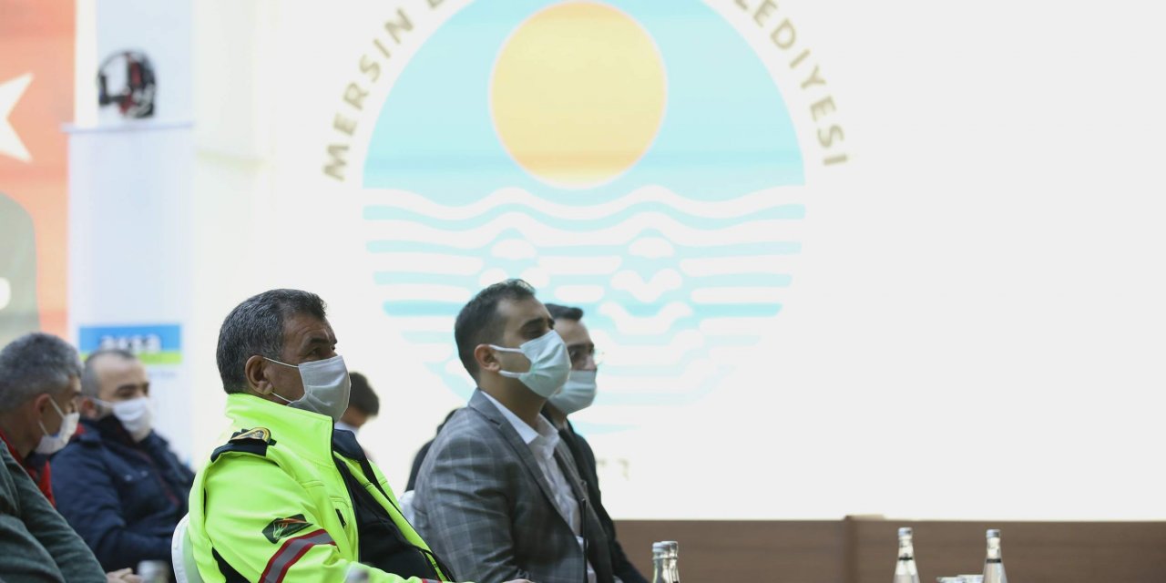 MERSİN BÜYÜKŞEHİR İTFAİYE PERSONELİ, DOĞALGAZ YANGINLARINA MÜDAHALE KONUSUNDA EĞİTİM ALDI