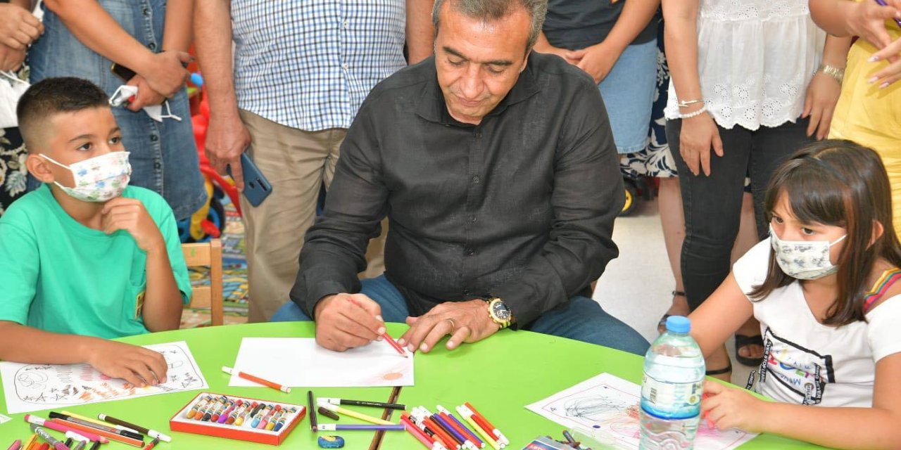 ÇUKUROVA BELEDİYE BAŞKANI ÇETİN’DEN ATATÜRK KADIN YAŞAM KÖYÜ KURSİYERLERİNE ZİYARET