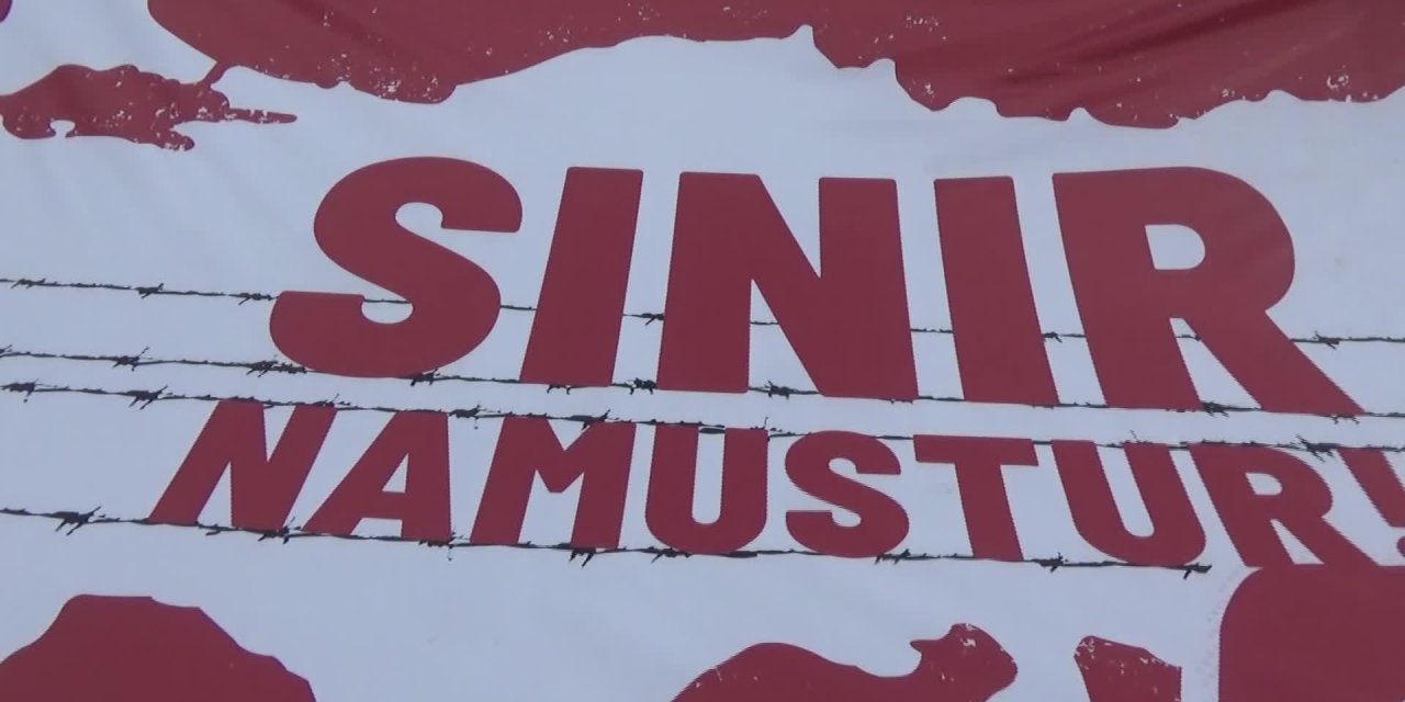 TEKİRDAĞ’DA CHP İL VE İLÇE BAŞKANLIKLARINA "SINIR NAMUSTUR" PANKARTI ASILDI