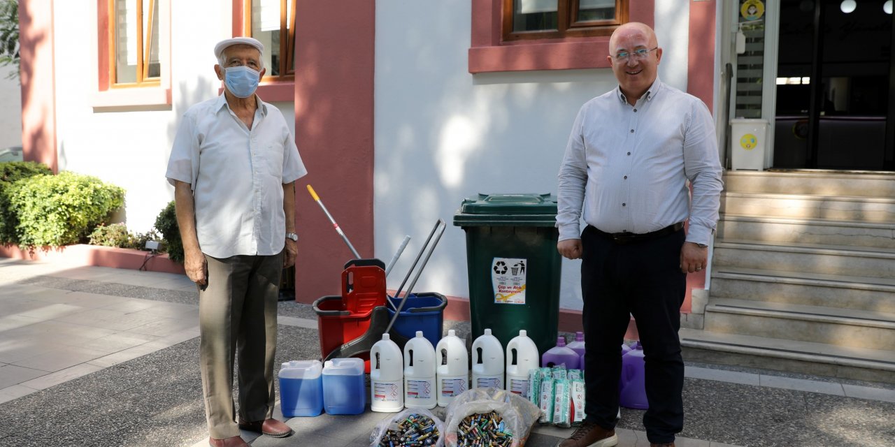 MENTEŞE'DE GERİ DÖNÜŞÜM ÖDÜLLERİ SAHİPLERİNİ BULDU