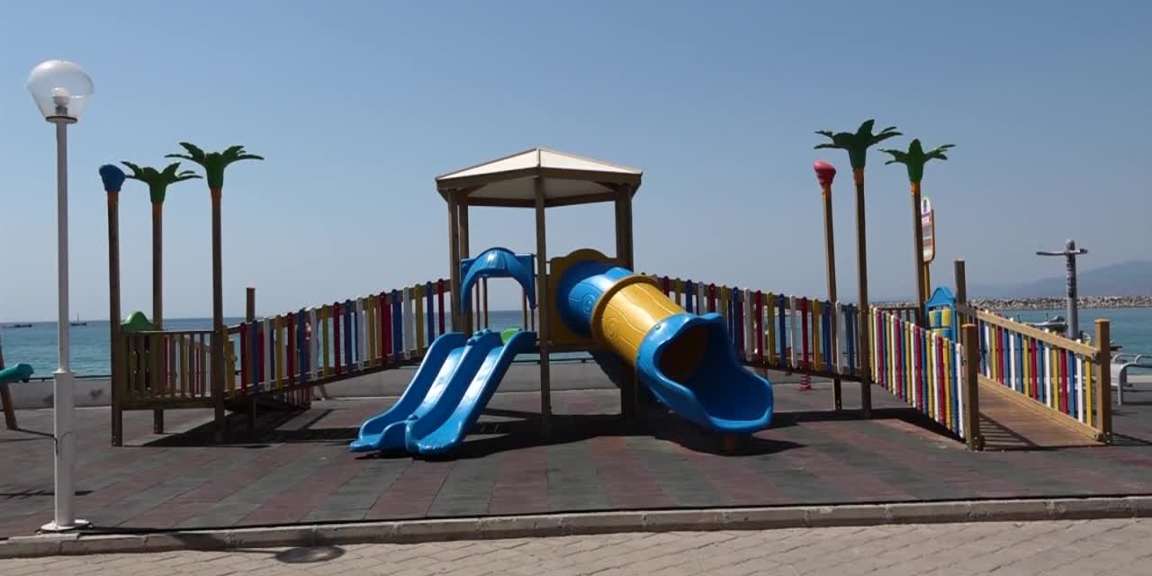 KUŞADASI BELEDİYESİ'NDEN ENGELSİZ PARKLAR