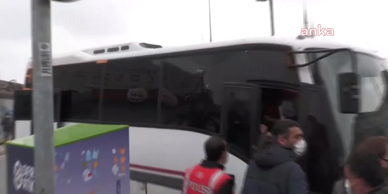BOĞAZİÇİ EYLEMLERİNDE GÖZALTINA ALINAN 52 KİŞİDEN 46'SI SERBEST