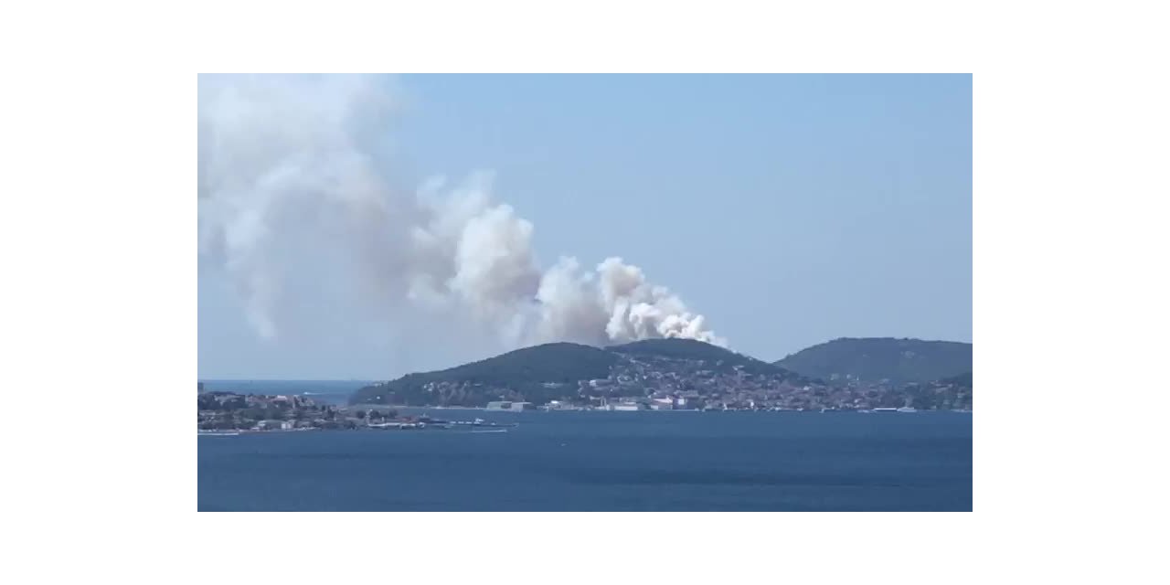 HEYBELİADA'DAKİ ORMAN YANGINI KONTROL ALTINA ALINDI