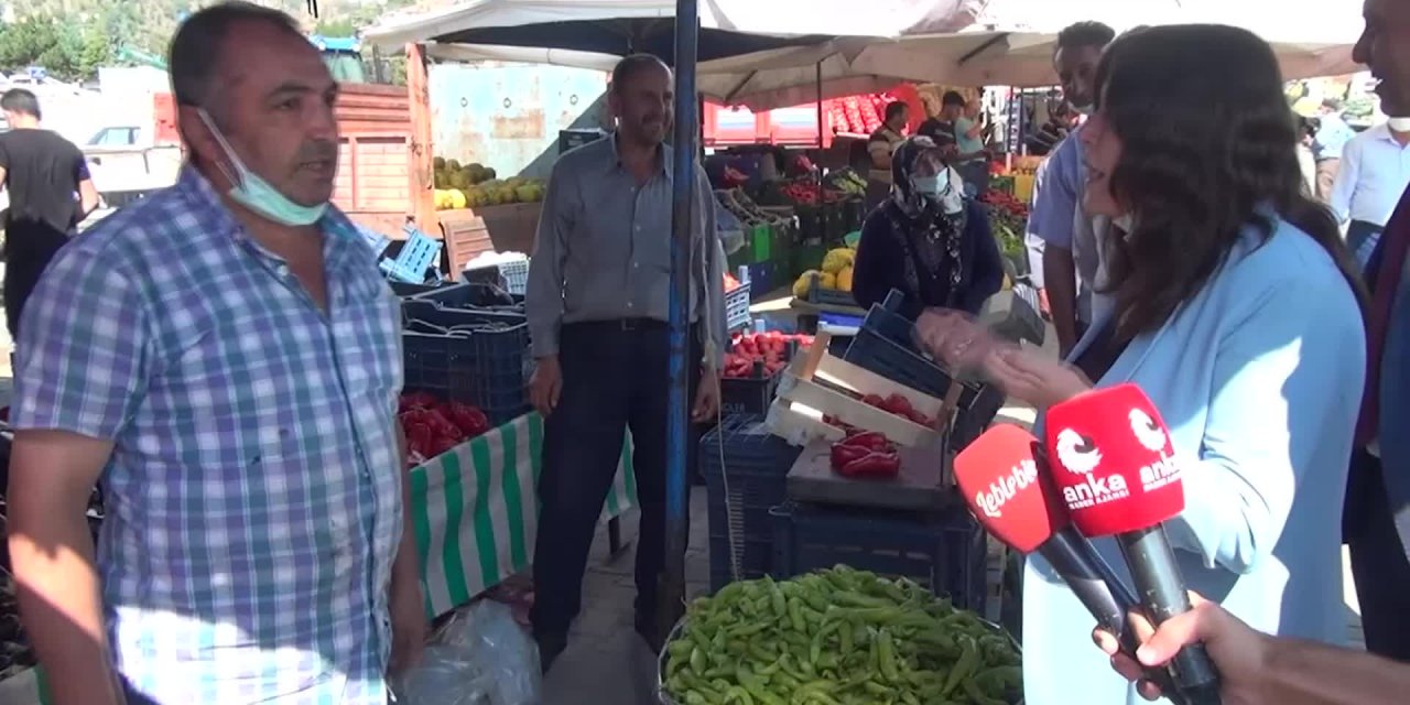 İYİ PARTİLİ SUNAT’IN DİNLEDİĞİ KADIN: “ÇOCUĞUM İŞE ALINMIYOR ‘ŞU PARTİDESİN’ DİYE. YAZIK DEĞİL Mİ BİZE?”