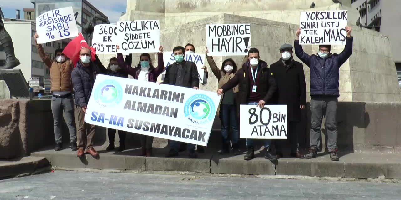 SAĞLIK ÇALIŞANLARI EYLEMDE: "İLLİYET BAĞI DİYE DİYE 391 SAĞLIK ÇALIŞANINI KAYBETTİK"