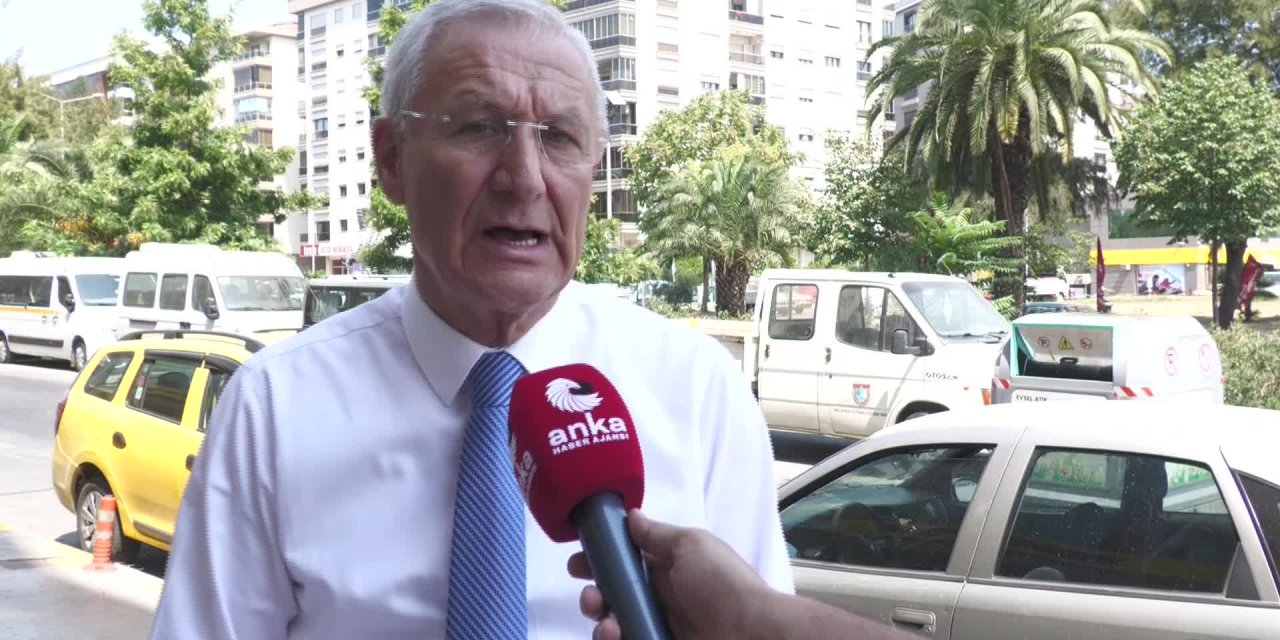 İZMİR ŞOFÖRLER ODASI'NDAN HÜKÜMETE ÇAĞRI: "YÜZDE 45 ÖTV İLE TAKSİCİLİK YAPILMAZ, İNDİRİM İSTİYORUZ"