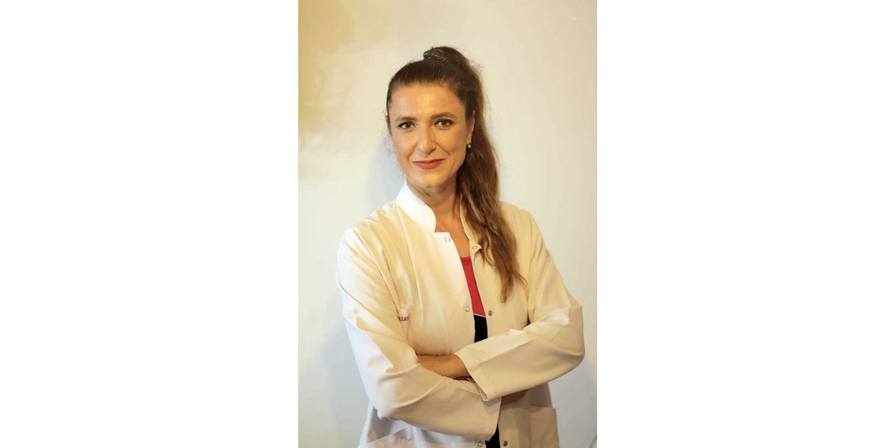 İZMİR AİLE HEKİMLERİ DERNEĞİ BAŞKANI: "CEZA YÖNETMELİĞİNE DÖNMÜŞ SÖZLEŞMEYİ KABUL ETMİYORUZ"