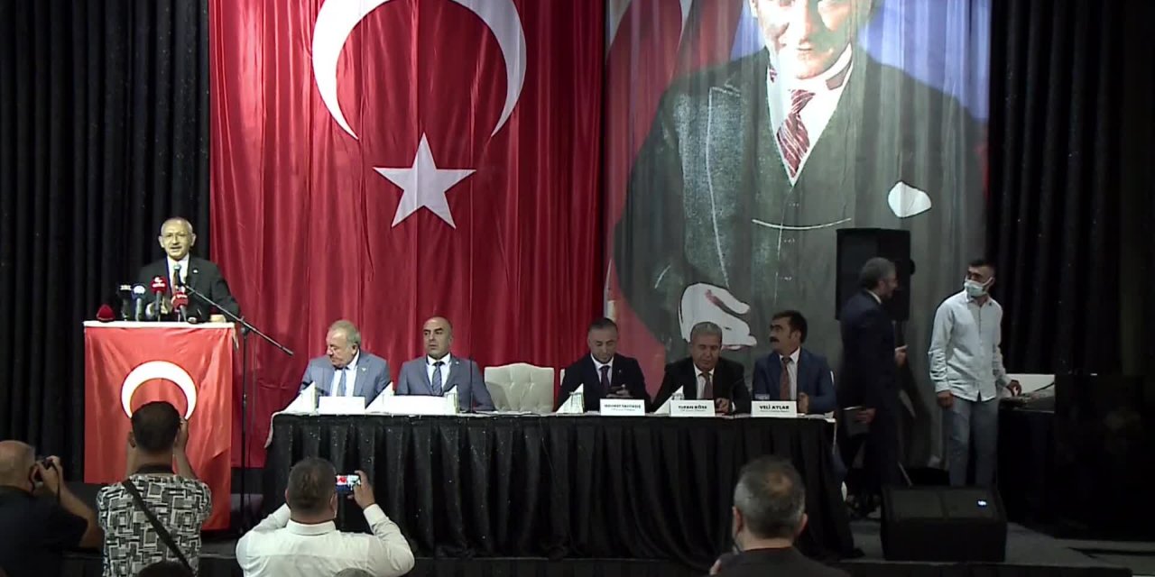 KILIÇDAROĞLU: "24 SAATTE EMEVİ CAMİİ'NDE NAMAZ KILACAKTIK, 3 MİLYON 600 BİN SURİYELİ GELDİ. ŞİMDİ DE AFGANLAR GELİYOR"