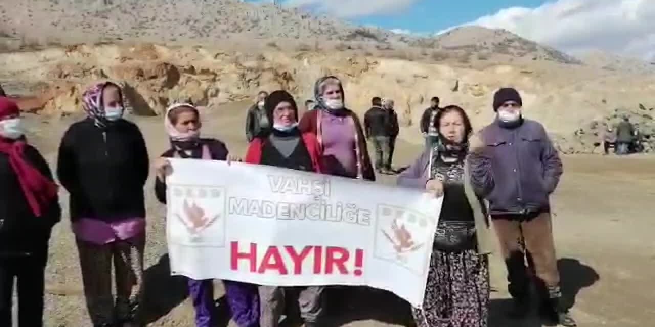 MALATYALI KADINLARIN 18 YILLIK MADEN ÖFKESİ: "KEPÇENİN ALTINA YATARIM EZSİNLER, AMA BURADAN DA VAZGEÇSİNLER"