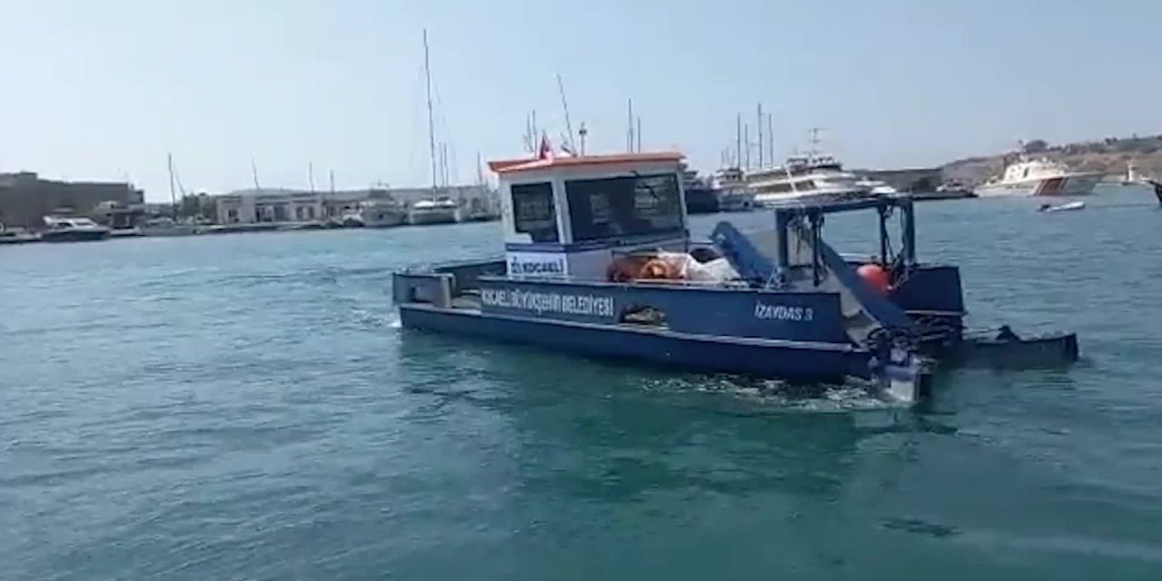 KOCAELİ’DEN BODRUM’A DENİZ SÜPÜRGESİ DESTEĞİ