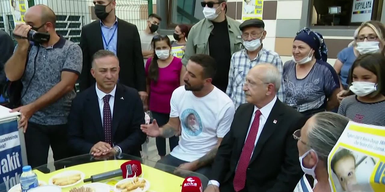 ÇOCUĞU SMA HASTASI OLAN BABA, KILIÇDAROĞLU’NA DERT YANDI: “TÜRKİYE’MİZDEKİ TEDAVİİYİLEŞTİRMİYOR. SADECE DURDURUYOR”