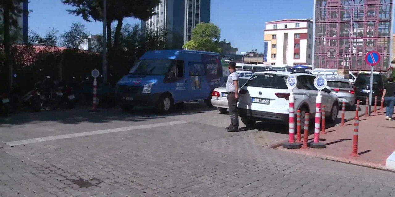 SEYHAN BELEDİYESİ'NDEN ENGELLERİ KALDIRAN HİZMET: ENGELSİZ TAKSİ
