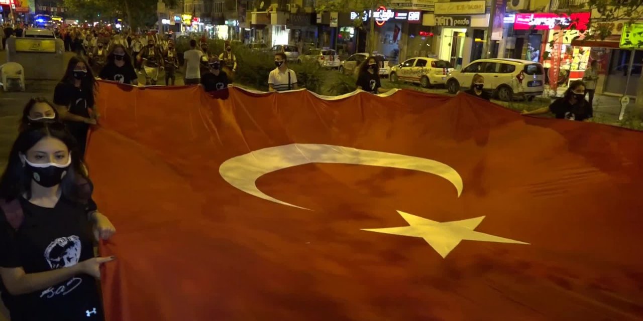 BORNOVA’DA ZAFER BAYRAMI'NA COŞKULU KUTLAMA