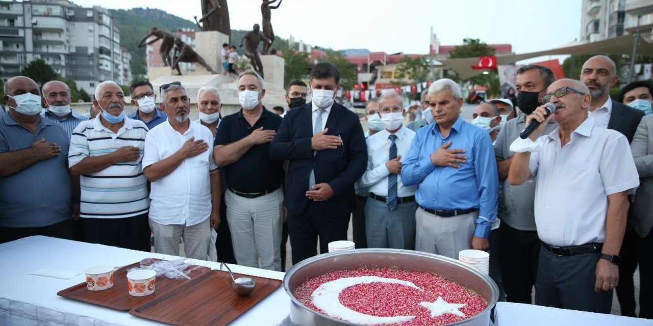 KARŞIYAKA’DA AŞURE BEREKETİ