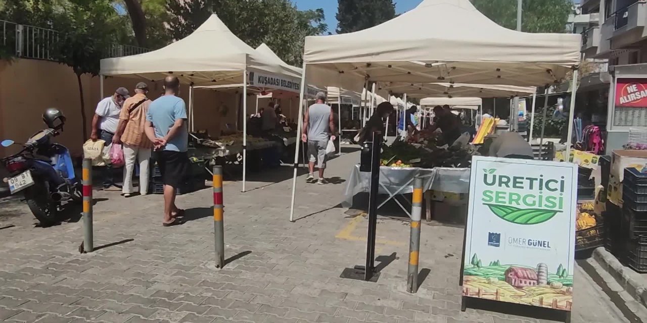 KUŞADASI'NDA YEREL ÜRETİCİ SOKAĞI’NDA YAZ BEREKETİ