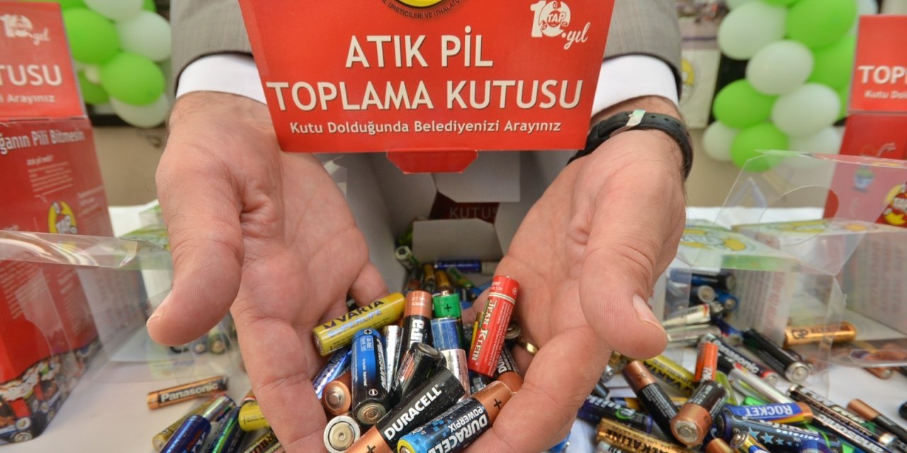İZMİR'DE 28,3 TON ATIK PİL TOPLANDI