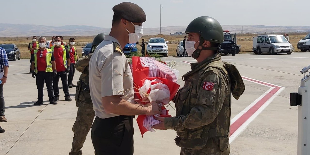 MSB: "20 YIL BOYUNCA AFGANİSTAN'DA GÖREVİNİ BAŞARIYLA YERİNE GETİREN TÜRK SİLAHLI KUVVETLERİ PERSONELİMİZİN TAHLİYESİ TAMAMLANDI"