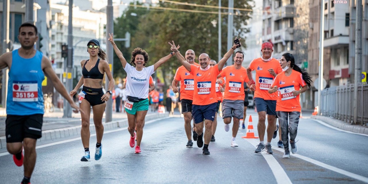 “9 EYLÜL İZMİR YARI MARATONU'NA” REKOR KATILIM