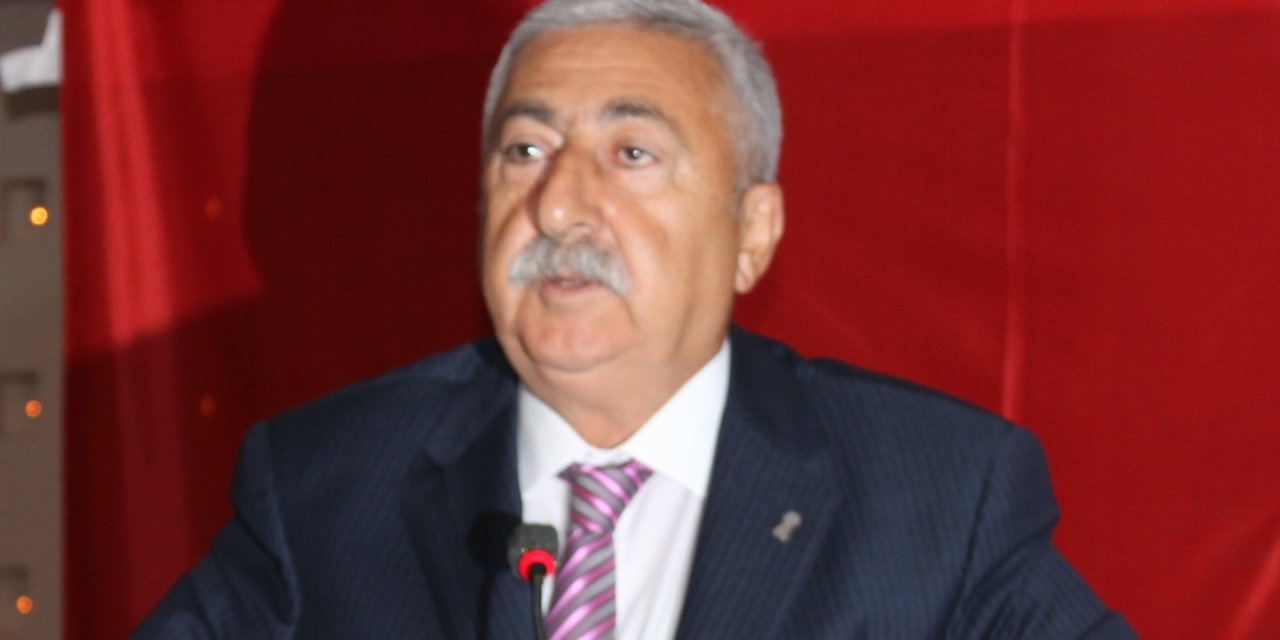 PALANDÖKEN: OKUL ÇEVRELERİNDE SEYYAR SATICILARA VE ZARARLI MADDE SATICILARINA KESİNLİKLE GÖZ AÇTIRILMAMALI