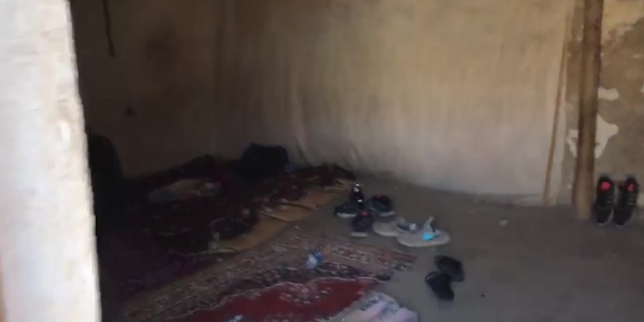 VAN’DA 42 DÜZENSİZ GÖÇMEN YAKALANDI