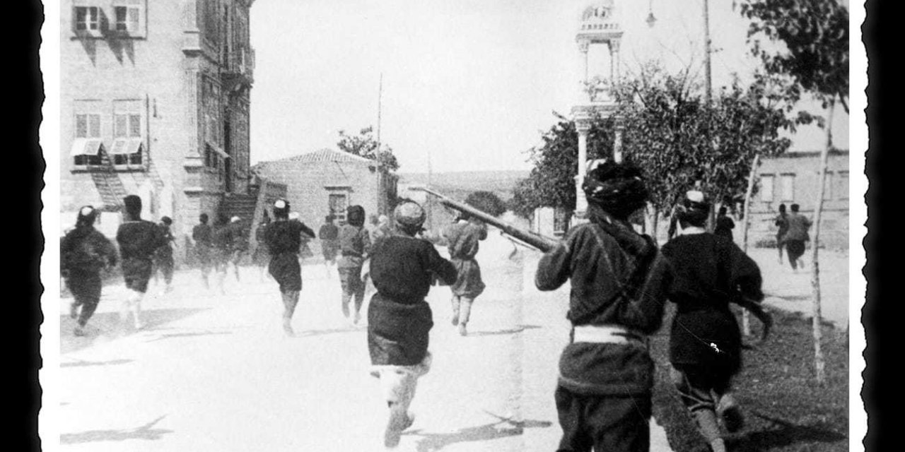 ZAFER BAYRAMI İÇİN "FOTOĞRAFLARLA ATATÜRK VE CUMHURİYET" SERGİSİ