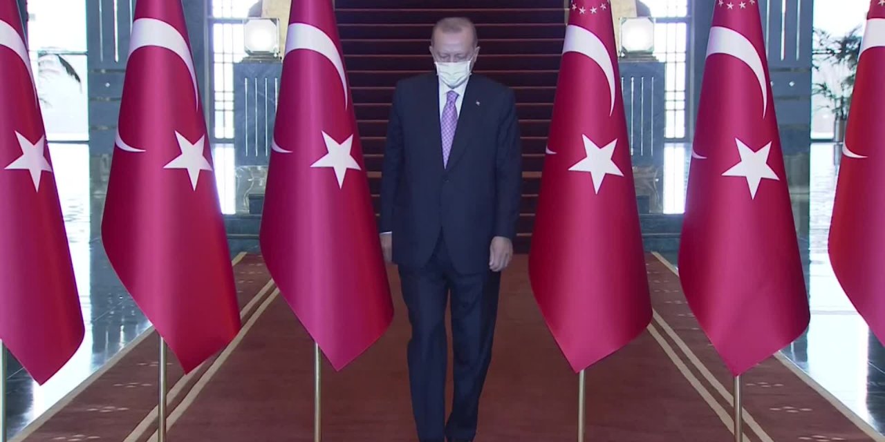 CUMHURBAŞKANI ERDOĞAN, 30 AĞUSTOS ZAFER BAYRAMI TEBRİKLERİNİ KABUL ETTİ