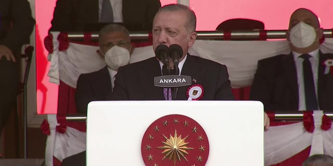 ERDOĞAN: 15 TEMMUZ DARBE GİRİŞİMİ DE ÜLKEMİZ VE MİLLETİMİZ İÇİN PEK ÇOK HAYIRLI GELİŞMENİN KAPISINI ARALAMIŞTIR