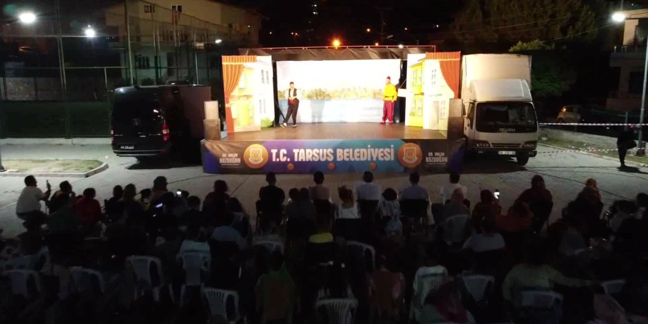 TARSUS BELEDİYESİ, TİYATRO AKŞAMLARI ETKİNLİĞİİLE YAKLAŞIK 13 BİN SEYİRCİYE ULAŞTI