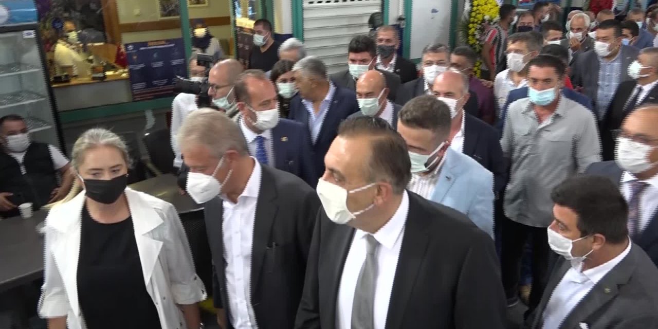 İZMİR’DE BALIK SEZONU AÇILDI... BAŞKAN SOYER'DEN “VİRA BİSMİLLAH”