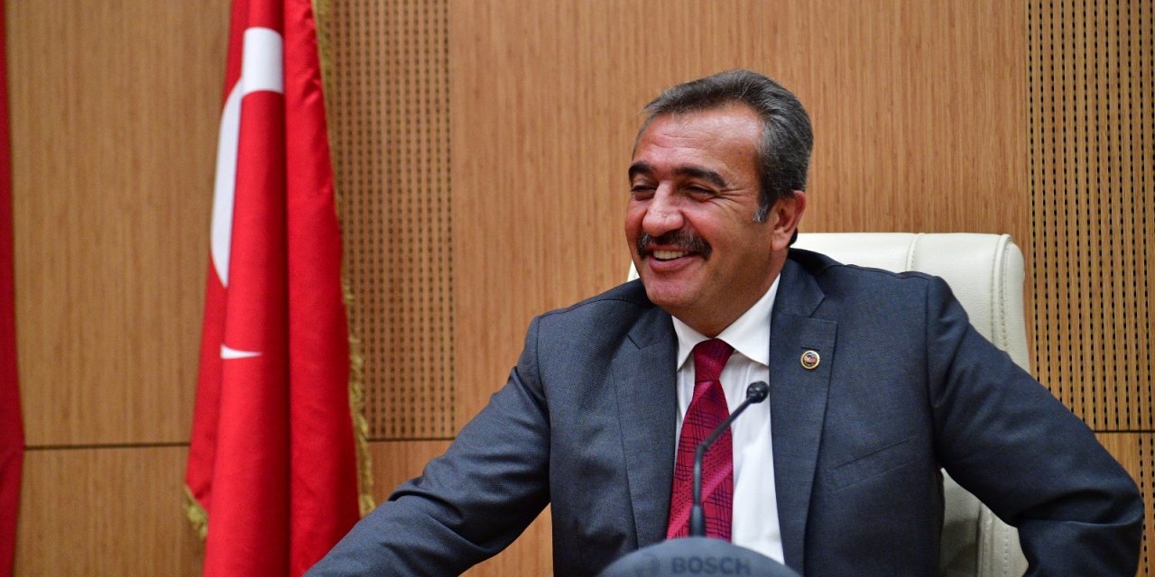 ÇUKUROVA BELEDİYE BAŞKANI ÇETİN’DEN SİYASİÜSLUP UYARISI
