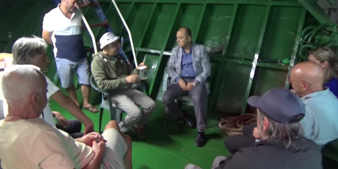 HİDROBİYOLOG ARTÜZ: "MARMARA’DA BUNDAN SONRAKİ FELAKET MÜSİLAJI ARATTIRACAK"