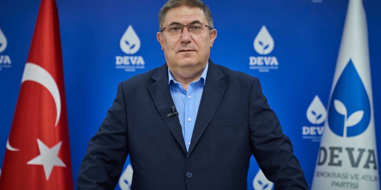 DEVA PARTİLİÇANAKCI'DAN ENFLASYON TEPKİSİ: "HALKIMIZIN YÜKSEK FAİZLER NEDENİYLE ÖDEDİĞİ AĞIR BEDELLER ARTARAK DEVAM EDECEK"