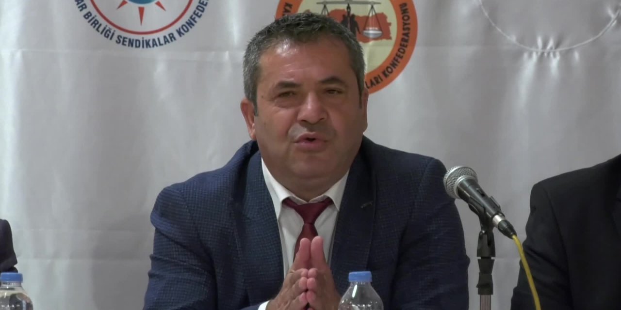8 KONFEDERASYONDAN TOPLU SÖZLEŞME TEPKİSİ: "2 MİLYON KAMU ÇALIŞANI TOPLU SÖZLEŞME İKRAMİYESİNDEN FAYDALANAMAYACAK"