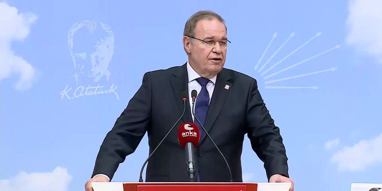 ÖZTRAK: AK PARTİ'DE BÜRO ELEMANI BUNLARI GÖTÜREBİLİYORSA, BÜRONUN ASIL SAHİPLERİ ACABA NELER GÖTÜRÜYOR