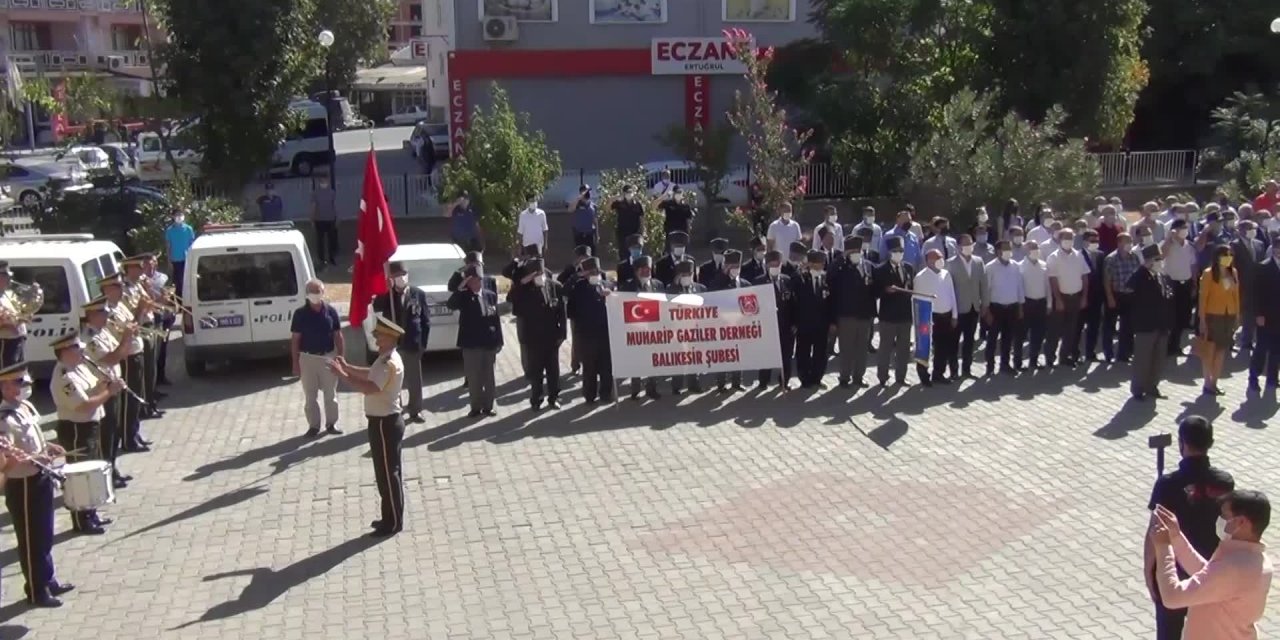 SINDIRGI'NIN DÜŞMAN İŞGALİNDEN KURTULUŞU KUTLANDI