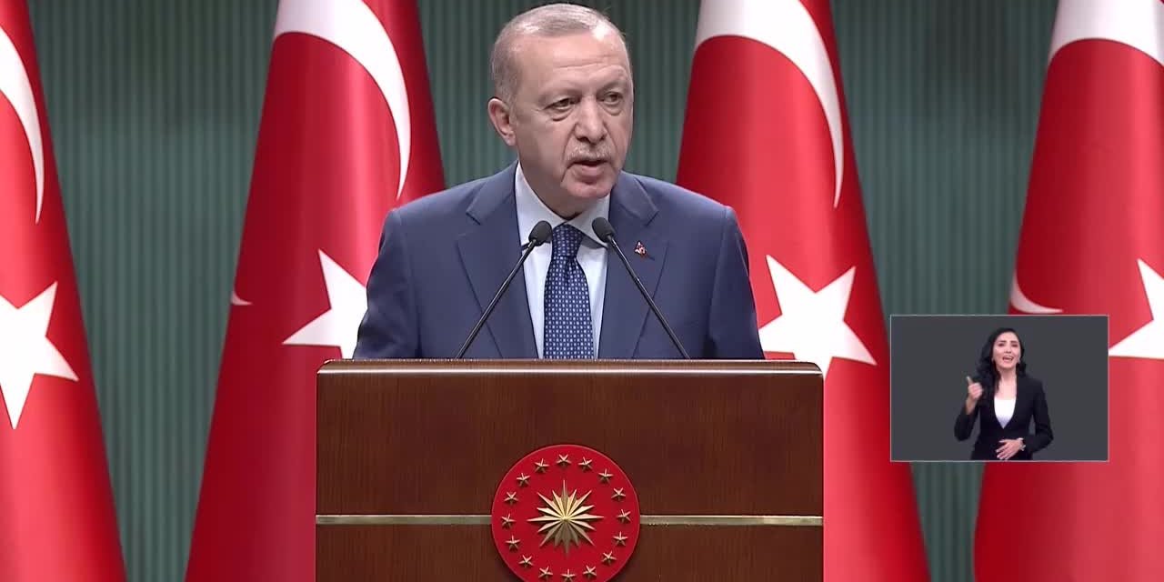 CUMHURBAŞKANI ERDOĞAN: "ÇOK YÜKSEK RİSKLİİLLERİN SAYISI NÜFUSUMUZUN YÜZDE 80'İNİ TEŞKİL EDEN 58 ŞEHRE ULAŞTI"