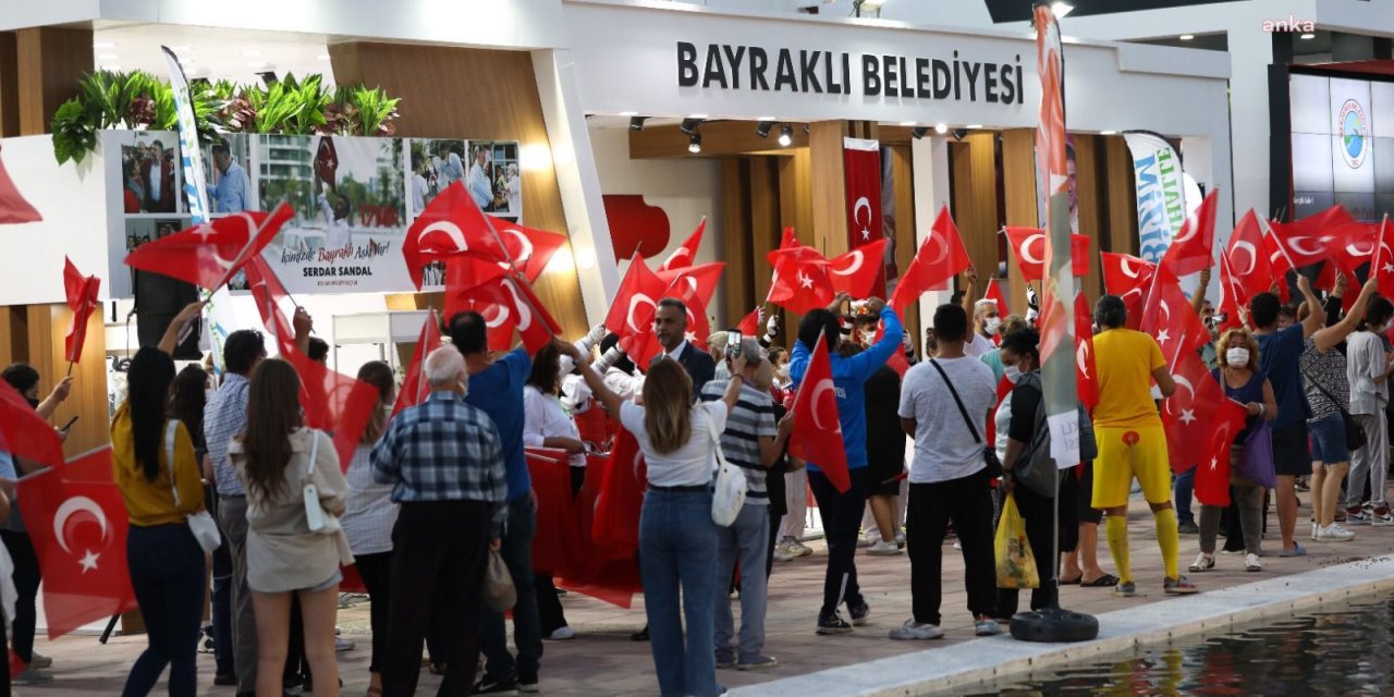 İZMİR ENTERNASYONAL'DE BAYRAKLI BELEDİYESİ'NE YOĞUN İLGİ