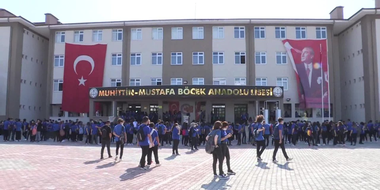 MUHİTTİN BÖCEK, YENİ EĞİTİM ÖĞRETİM YILININ AÇILIŞINI YAPTI