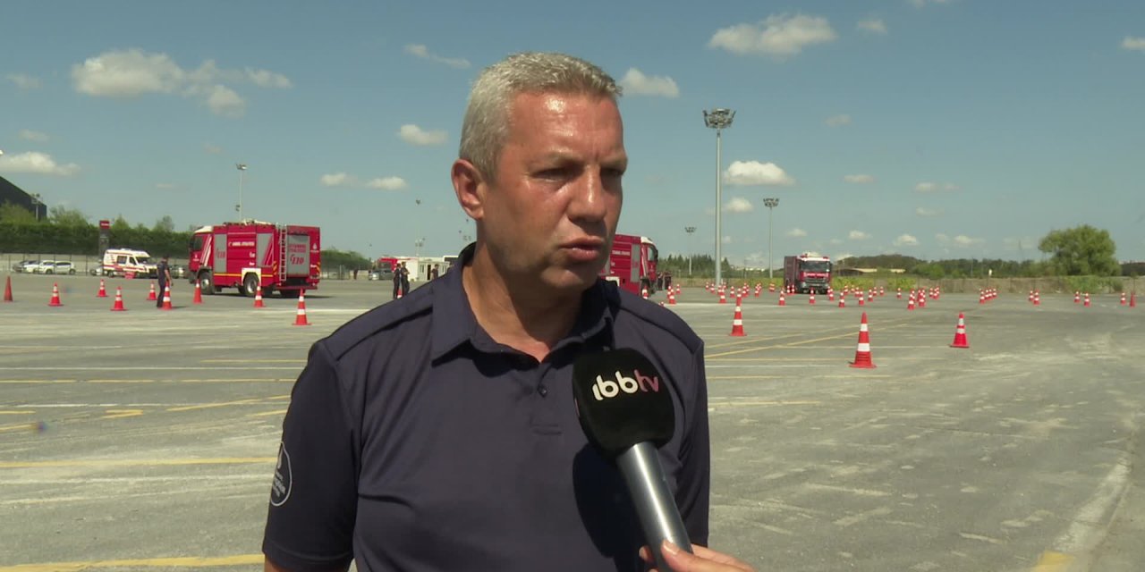 İBB'DE EĞİTİMLERİNİ TAMAMLAYAN 37 KADIN İTFAİYE ERİ GÖREVE HAZIR