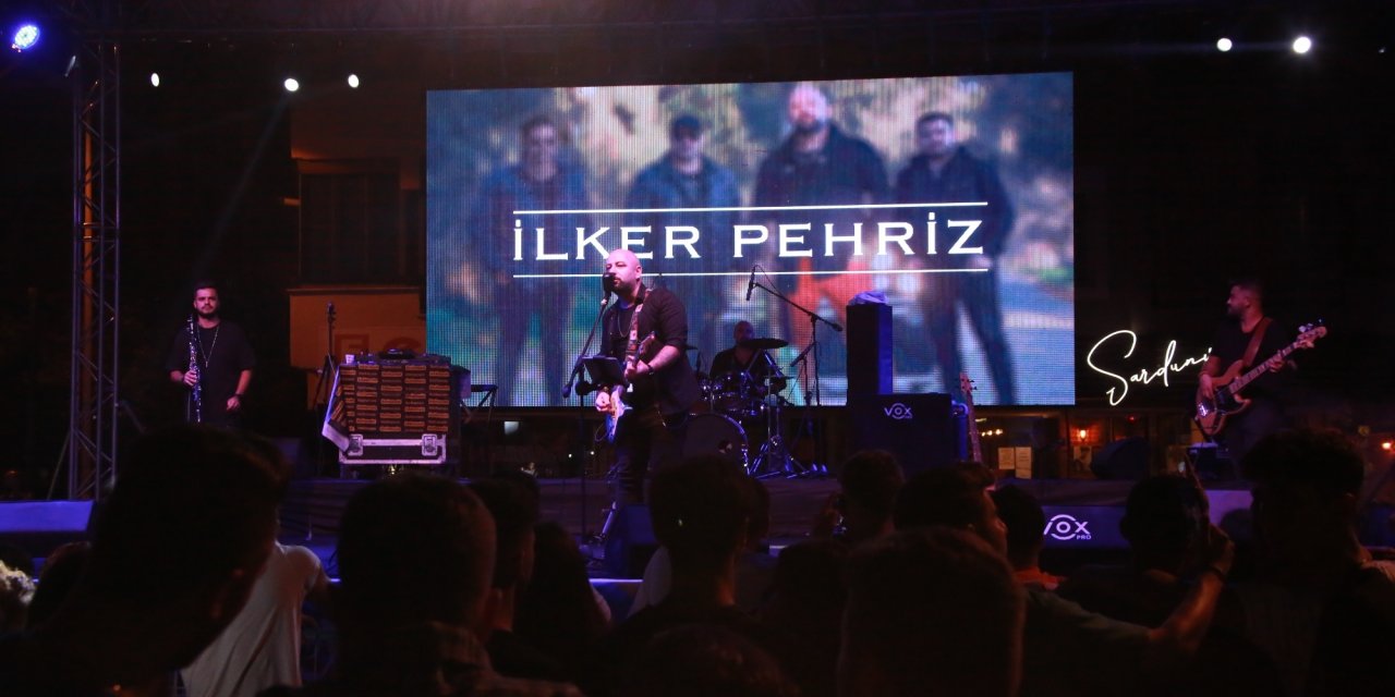 EFES SELÇUK’TA RAP GECESİ